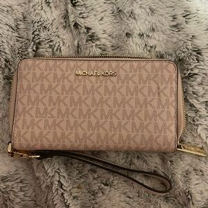 Michael Kors baby pink wristlet wallet